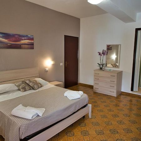 La Ruota Hotel Oliveri Zewnętrze zdjęcie