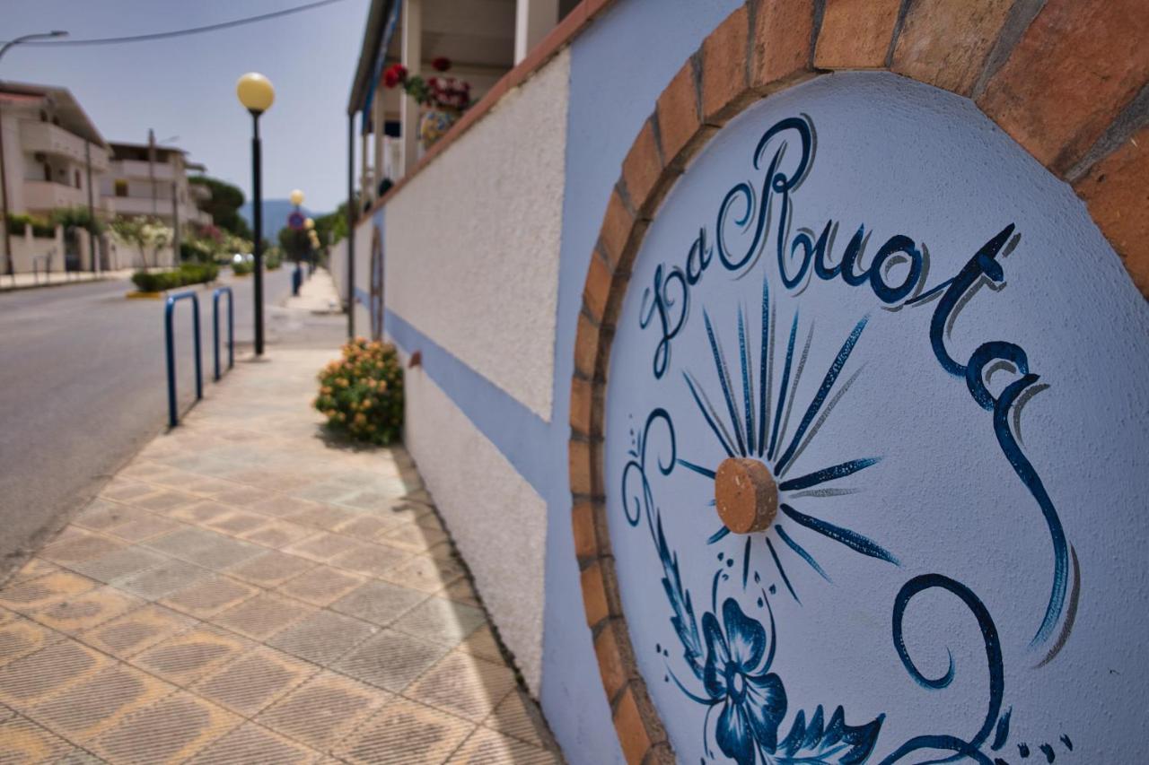 La Ruota Hotel Oliveri Zewnętrze zdjęcie